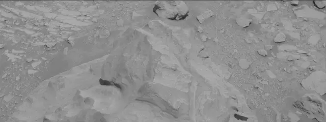 Sol 3931: Mast Camera (Mastcam)
