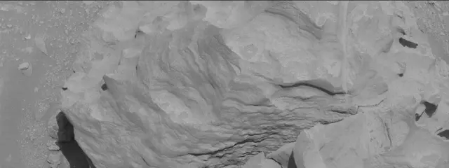 Sol 3931: Mast Camera (Mastcam)