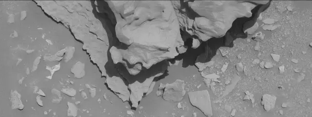 Sol 3931: Mast Camera (Mastcam)