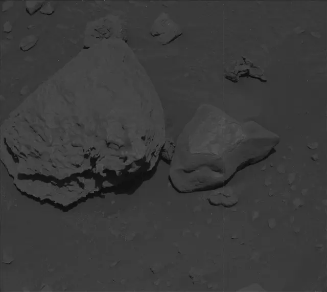 Sol 3931: Mast Camera (Mastcam)
