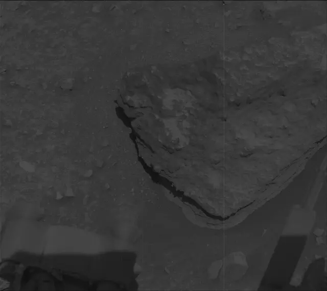 Sol 3931: Mast Camera (Mastcam)