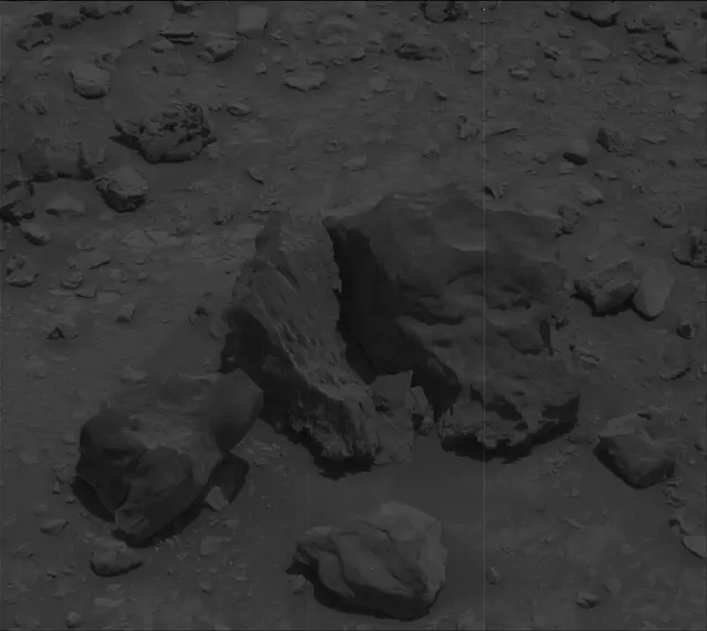 Sol 3931: Mast Camera (Mastcam)