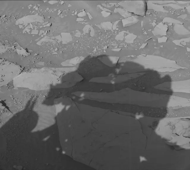 Sol 3931: Mast Camera (Mastcam)