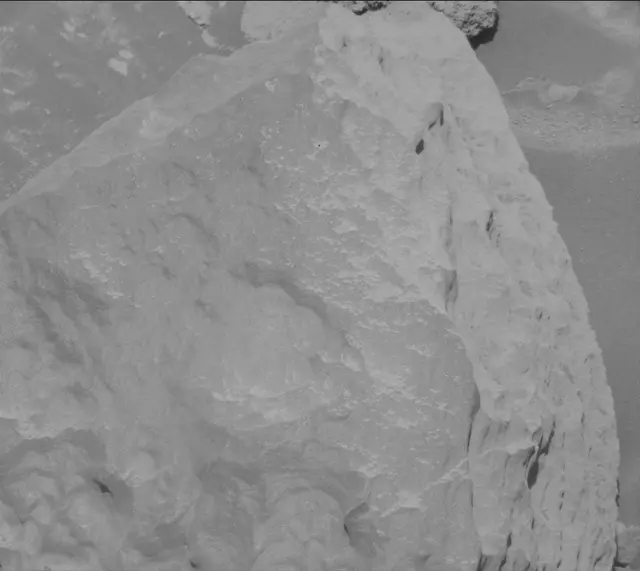 Sol 3931: Mast Camera (Mastcam)