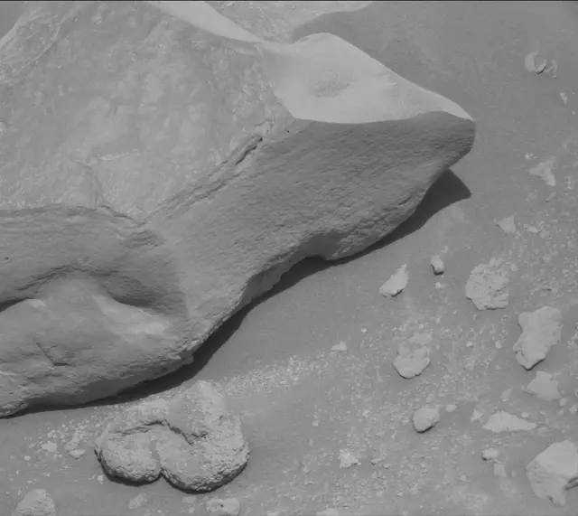 Sol 3931: Mast Camera (Mastcam)