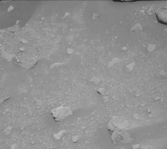 Sol 3931: Mast Camera (Mastcam)