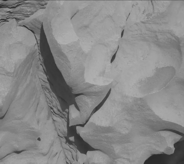 Sol 3931: Mast Camera (Mastcam)