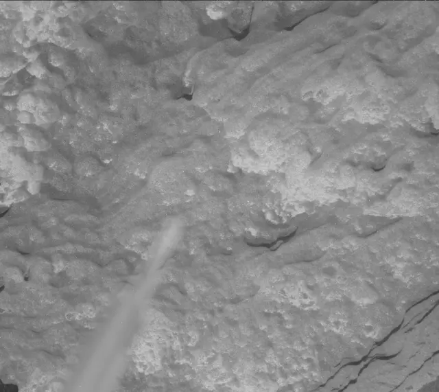 Sol 3931: Mast Camera (Mastcam)