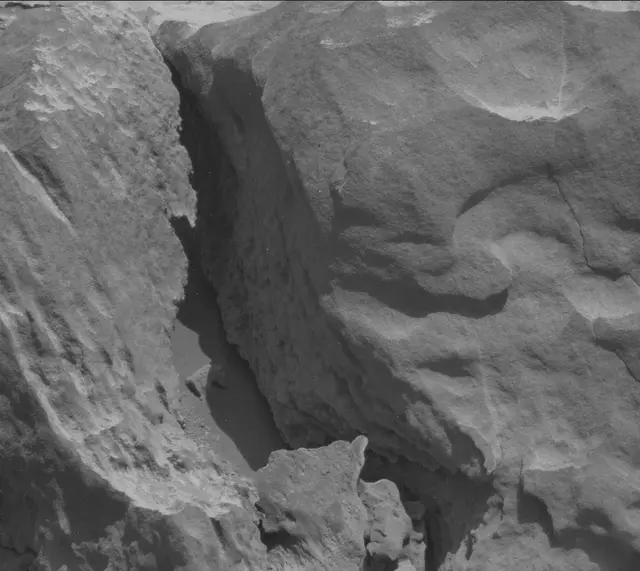 Sol 3931: Mast Camera (Mastcam)