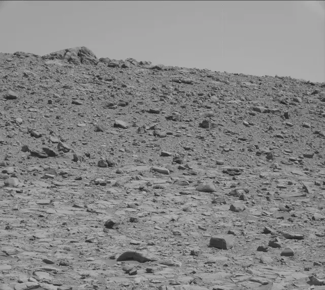 Sol 3934: Mast Camera (Mastcam)