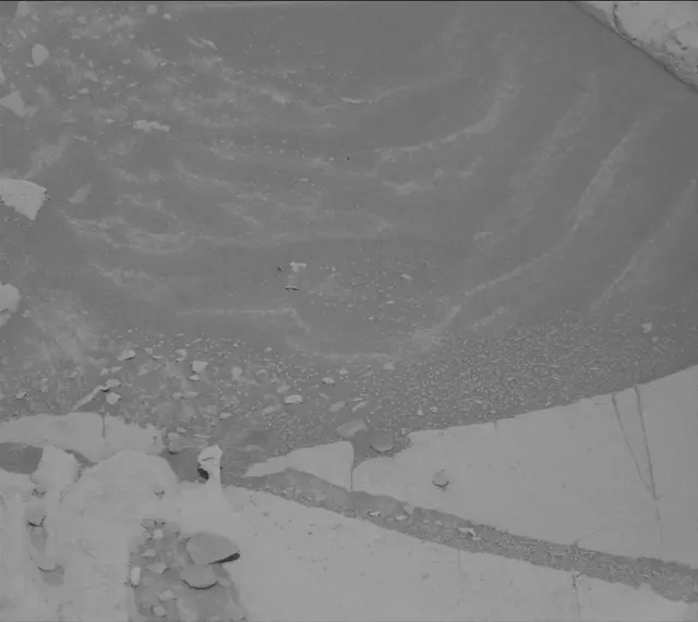 Sol 3934: Mast Camera (Mastcam)