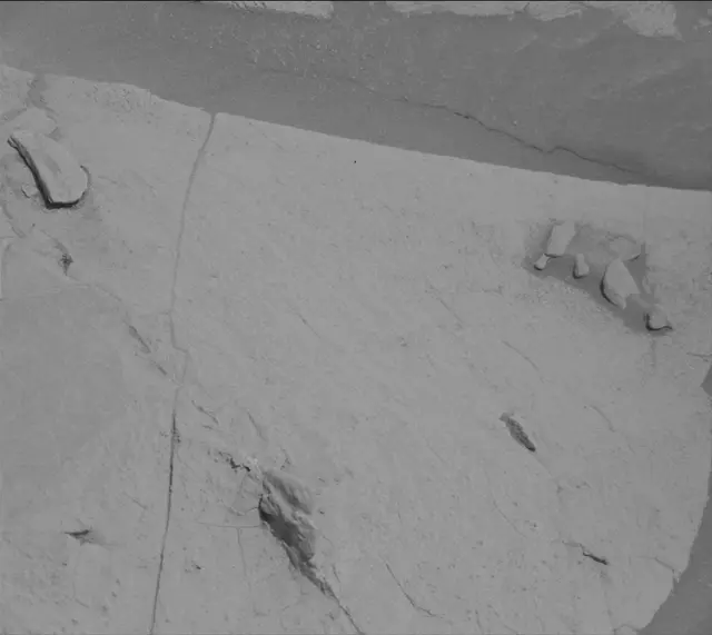 Sol 3934: Mast Camera (Mastcam)