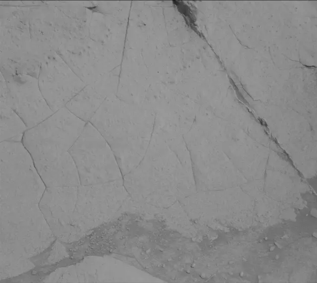 Sol 3934: Mast Camera (Mastcam)