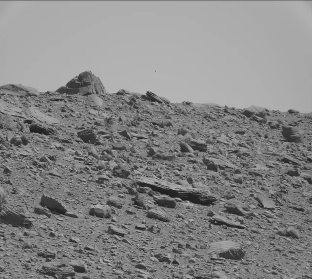 Sol 3934: Mast Camera (Mastcam)