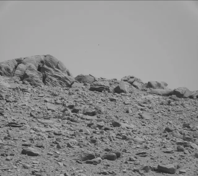 Sol 3934: Mast Camera (Mastcam)