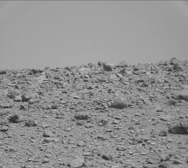 Sol 3934: Mast Camera (Mastcam)