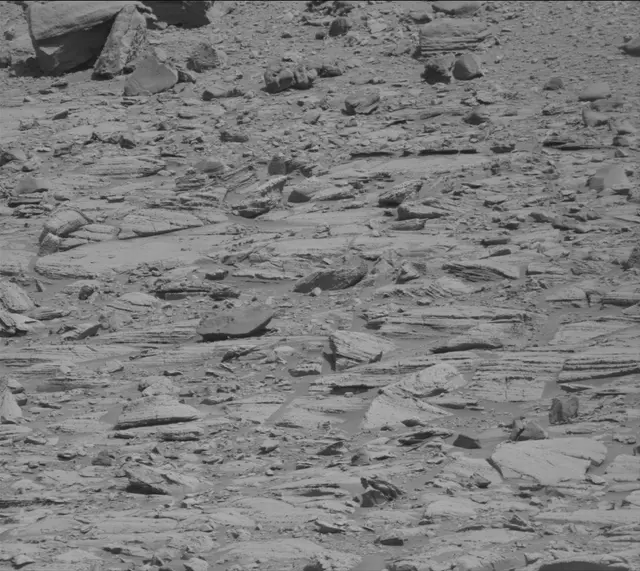 Sol 3934: Mast Camera (Mastcam)