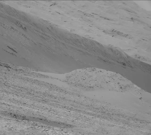 Sol 3937: Mast Camera (Mastcam)