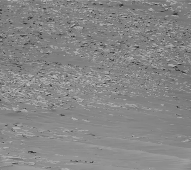 Sol 3937: Mast Camera (Mastcam)