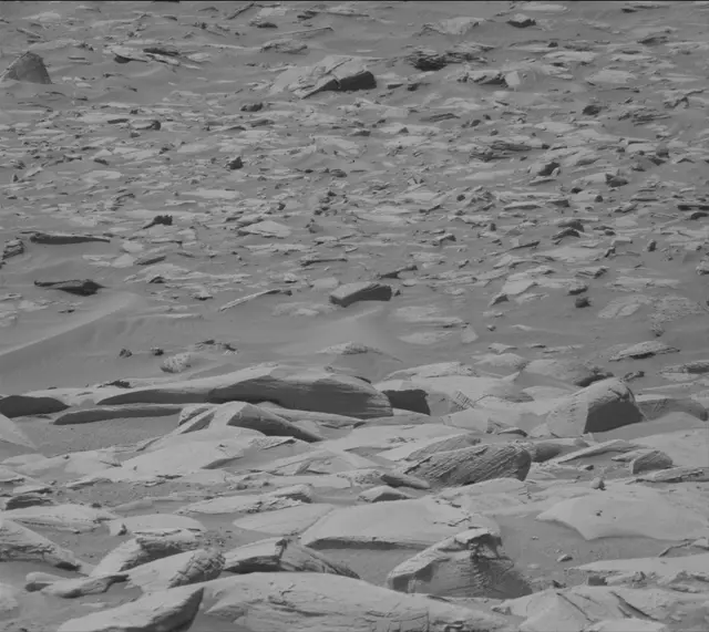 Sol 3937: Mast Camera (Mastcam)
