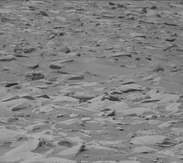 Sol 3937: Mast Camera (Mastcam)