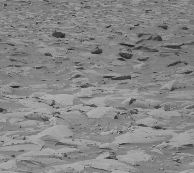 Sol 3937: Mast Camera (Mastcam)