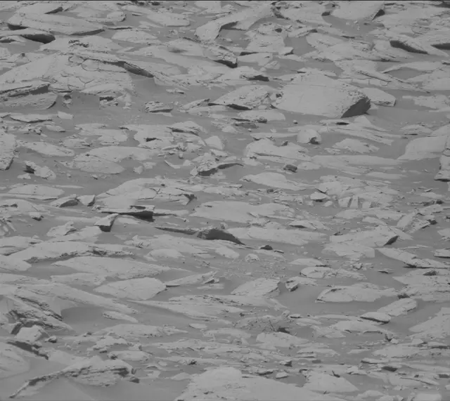 Sol 3937: Mast Camera (Mastcam)