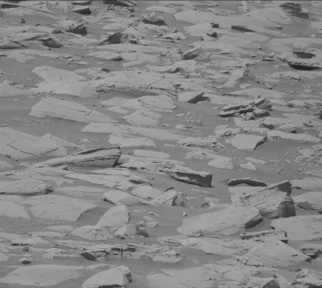 Sol 3937: Mast Camera (Mastcam)