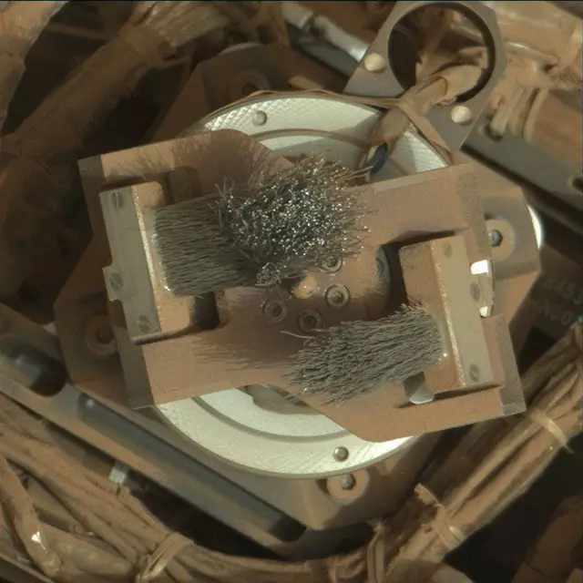 Sol 3937: Mast Camera (Mastcam)