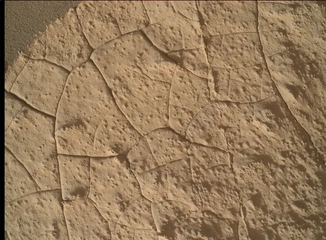 Sol 3937: Mars Hand Lens Imager (MAHLI)