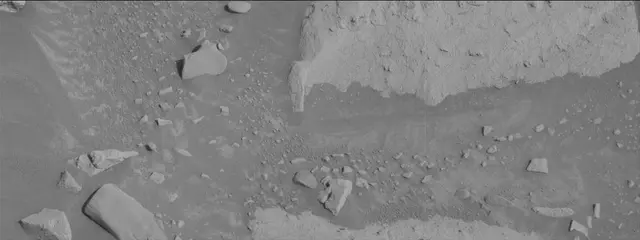 Sol 3938: Mast Camera (Mastcam)