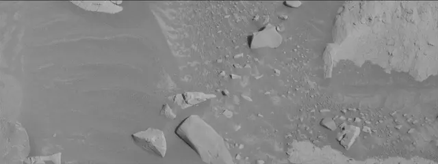 Sol 3938: Mast Camera (Mastcam)