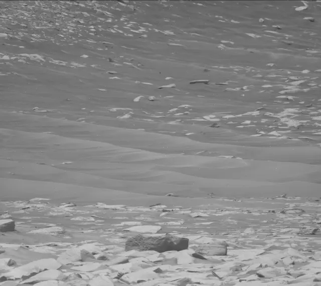 Sol 3938: Mast Camera (Mastcam)