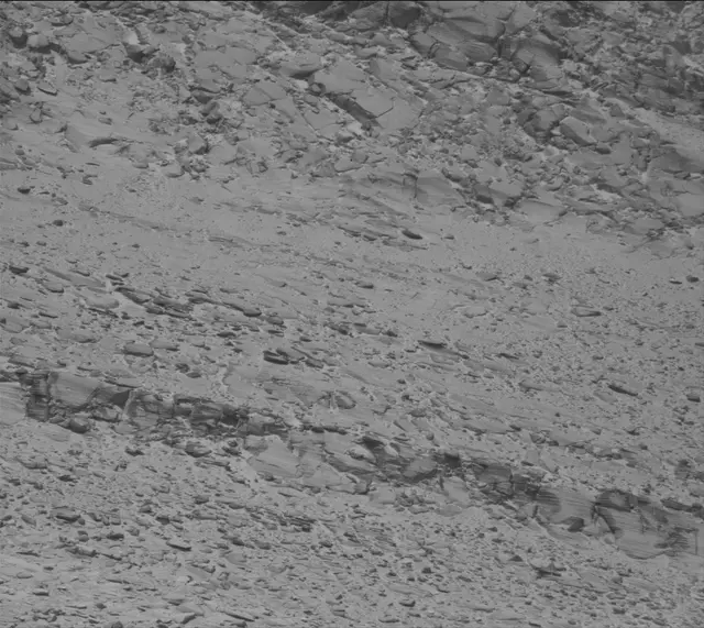 Sol 3938: Mast Camera (Mastcam)