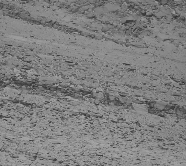 Sol 3938: Mast Camera (Mastcam)
