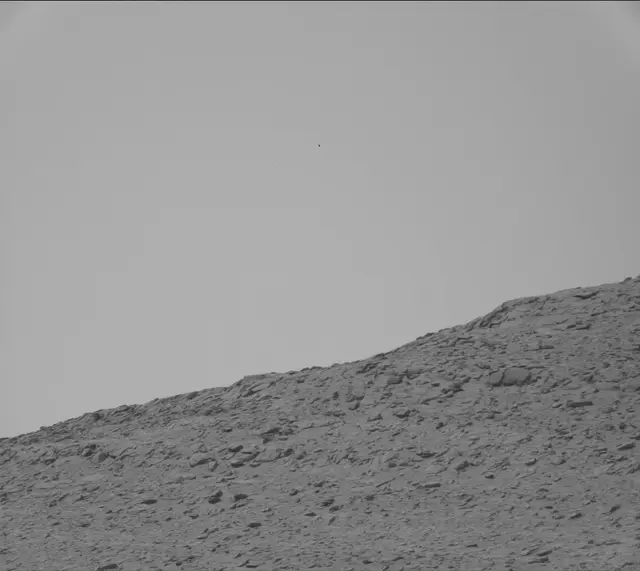Sol 3938: Mast Camera (Mastcam)