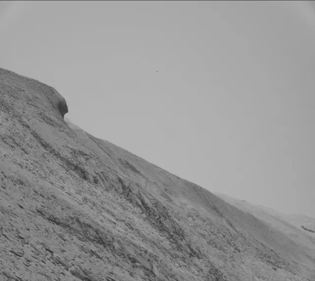 Sol 3938: Mast Camera (Mastcam)