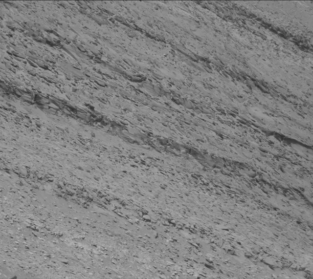 Sol 3938: Mast Camera (Mastcam)
