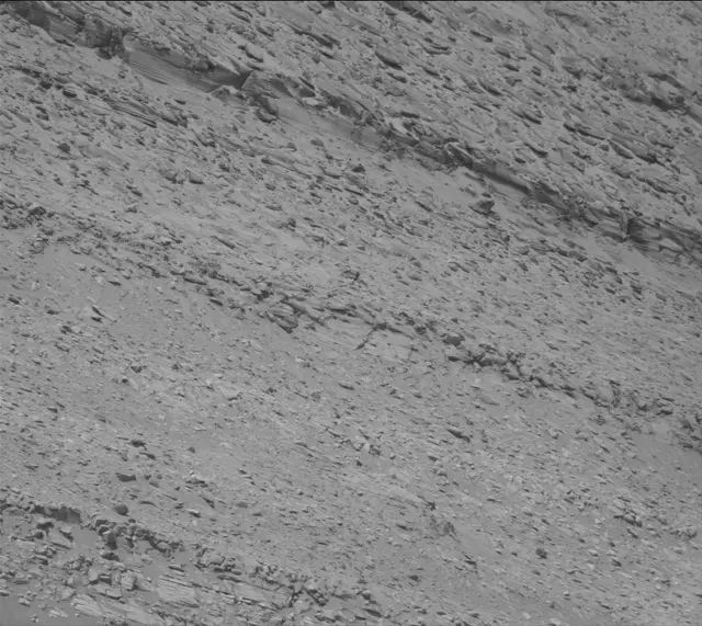 Sol 3938: Mast Camera (Mastcam)