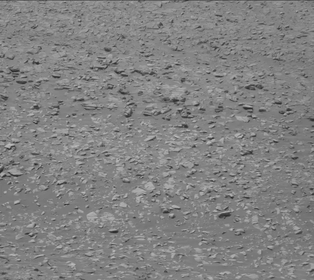 Sol 3938: Mast Camera (Mastcam)