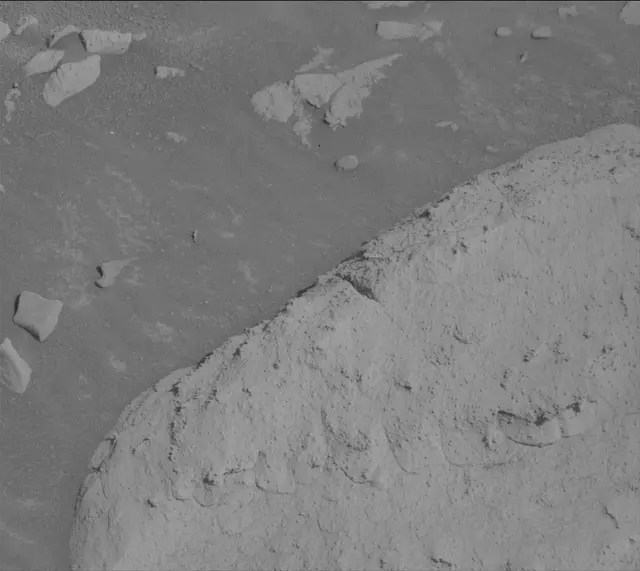Sol 3938: Mast Camera (Mastcam)