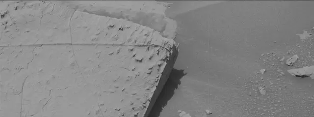 Sol 3940: Mast Camera (Mastcam)