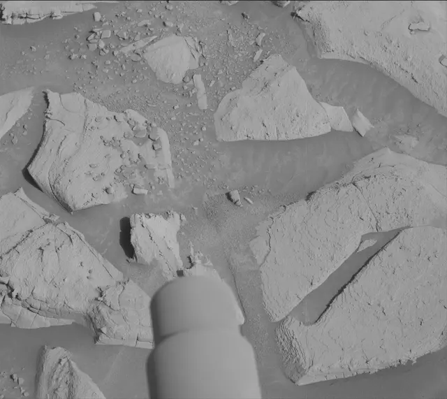 Sol 3940: Mast Camera (Mastcam)