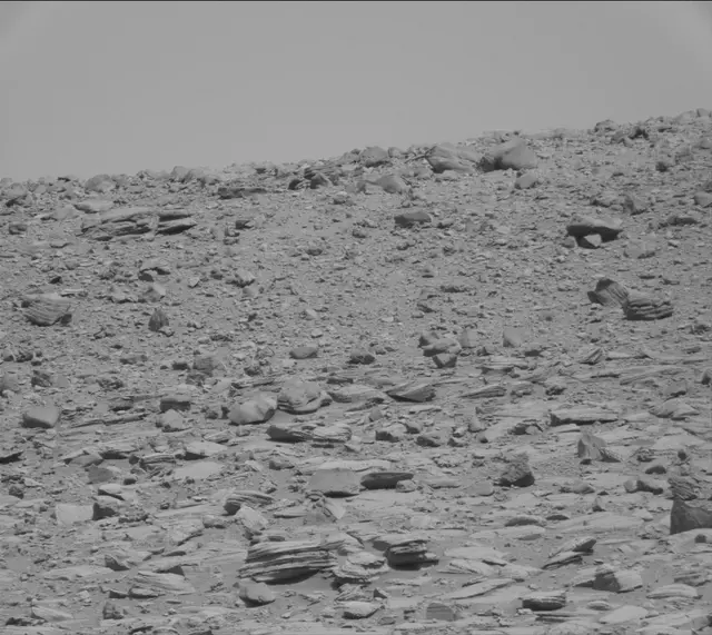 Sol 3940: Mast Camera (Mastcam)