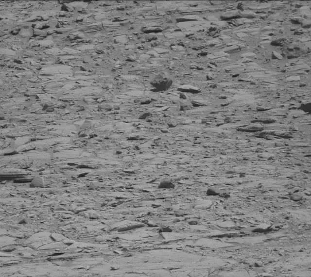 Sol 3940: Mast Camera (Mastcam)