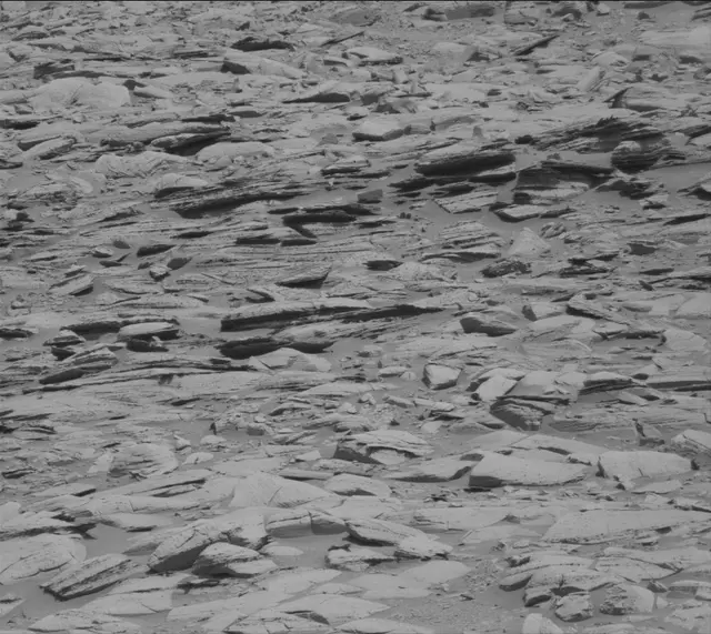 Sol 3940: Mast Camera (Mastcam)