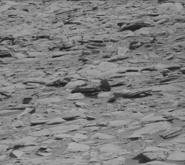 Sol 3940: Mast Camera (Mastcam)