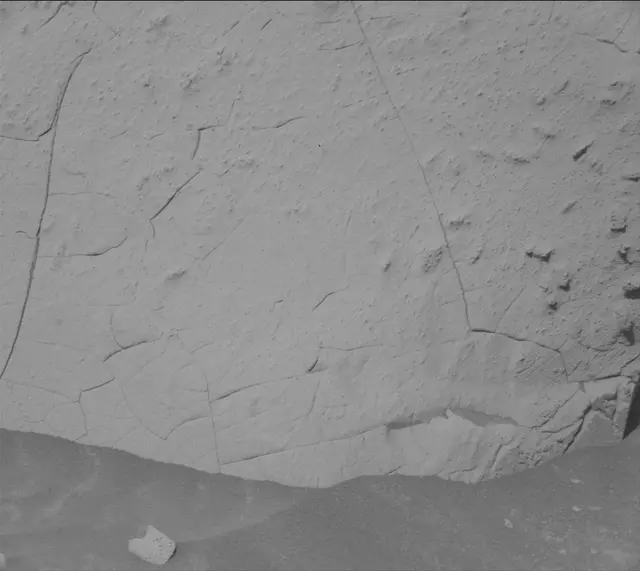 Sol 3940: Mast Camera (Mastcam)