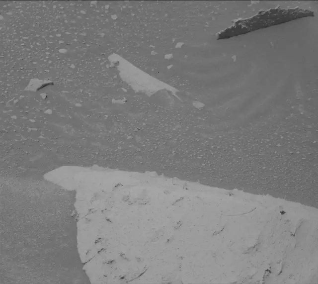 Sol 3940: Mast Camera (Mastcam)