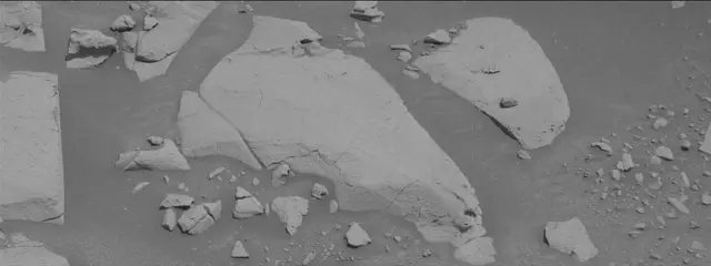 Sol 3941: Mast Camera (Mastcam)